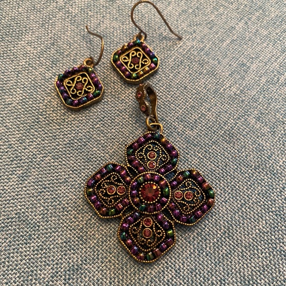 Premier Designs Pendant and Earrings - Picture 1 of 4